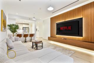 Bookable - 3 Bedroom in Mayas Geneva, JVC - 9