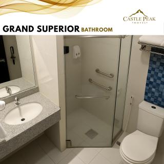 Castle Peak Hotel - 3