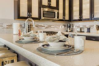 Tranquil Blackstone Getaway townhouse - 2