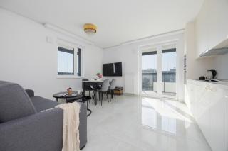 The Avenue Suite by Solarento - Varsovie - 8