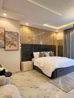 SMARTHOME LUXURY APARTMENTs - 6