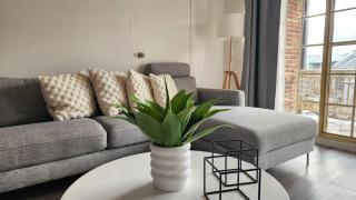 Contemporary 2BR Apt w Free Parking - Hosted by Canstay - Kingston - 6