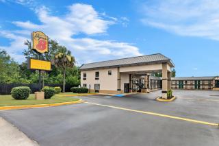 Super 8 by Wyndham Columbia - 4