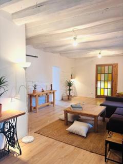 Casa estilo masía en el corazón de Cataluña - Avinyó - 0