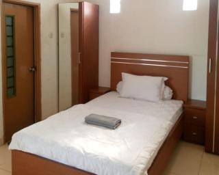 House of Felix - Surabaya Guest House - 9