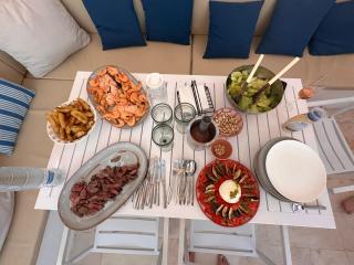 CasaSotoPolo, Sotogrande, sleeps 8, private rooftop pool, easy free parking - San Enrique de Guadiaro - 4