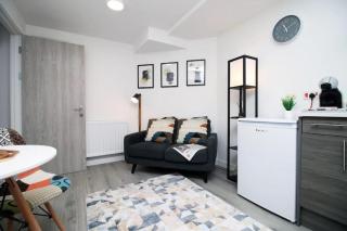 Cosy Luxury Cardiff Escape - Cardiff - 9