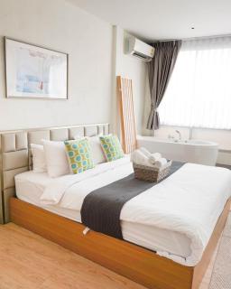 Wildflowers 3 Bedrooms Family Suite - 4