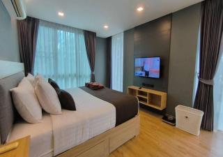 Alcove 53 - 4