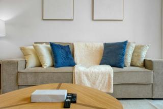 TRPS - Farhad Azizi, Al Jaddaf - Premium 1BR, Furnished with Pool View - 3