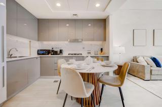 TRPS - Farhad Azizi, Al Jaddaf - Premium 1BR, Furnished with Pool View - 1