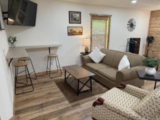 Cozy Dragon's Nest Cabin Retreat - 1
