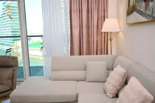 2BR Enchanted Hideaway with Pool & Gym Al Raha - Yas Island - 2