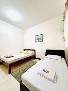 Feel at Home Lagao H&C Shower Netflix 100mbps - General Santos - 9