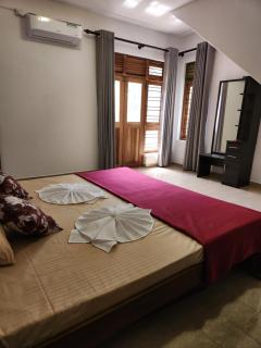 The Train Cottage Kandy - Homestay - Hindagala - 3