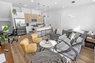 Upscale 3BR Crib Sleeps 12 Garage Gym Access - Houston - 5