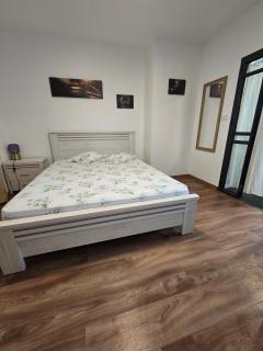 Queen Indulgent suites for couples - 3