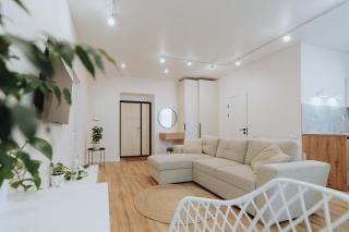 Stylish 1BR on Stefan cel Mare - Balcony & View - 9