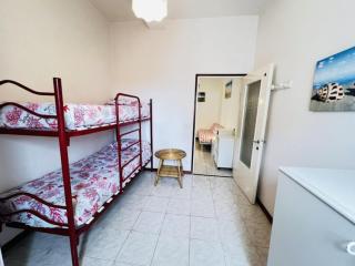 Spacious flat on Bibiones main street - 3