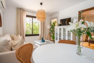 La Casa Bonita - Newly Renovated 2BR Apt with Private Terrace - Benalmádena - 7