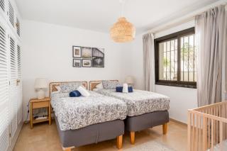 La Casa Bonita - Newly Renovated 2BR Apt with Private Terrace - Benalmádena - 4