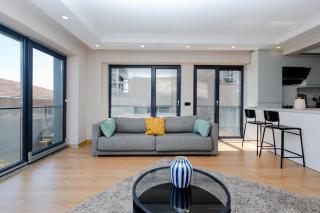 Chic Apartment with Bosphorus View - Istanbul - 5