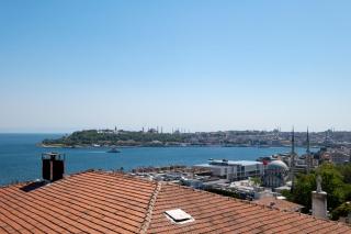 Chic Apartment with Bosphorus View - Istanbul - 3
