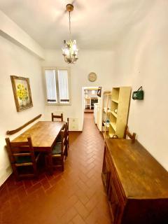 Convenient Apartment - 1