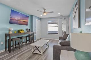 6BR for 18 3 Apts Queens Fulls Central - 9