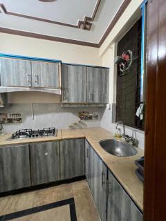 Luxury comfort home - Lahore - 7