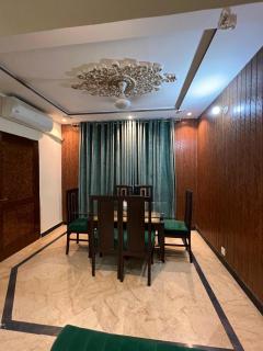 Luxury comfort home - Lahore - 4