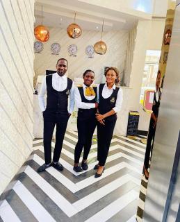 Olive Ikeja Hotel - Ikeja - 2