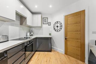 2-Bed Apartment free Parking & Central - Moffat - 5