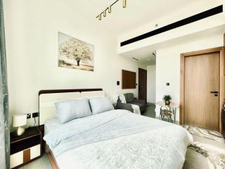 Fully Equipped Studio with Kitchen and Free Wi-Fi - 7