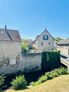 Studio rénové à 2 pas du centre-ville de Senlis - 1