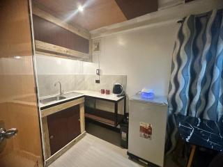Adorable - 2B, Stunning Lounge - Manila - 8