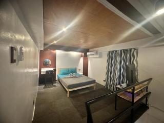 Adorable - 2B, Stunning Lounge - Manila - 2