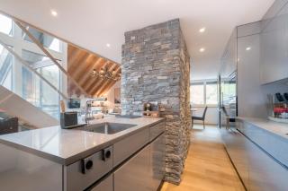 Swiss Family Chalet - 7