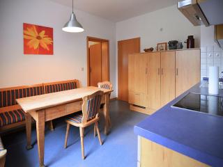 Holiday farm situated next to the Kellerwald-Edersee national park with a sunbathing lawn - 2