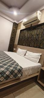 Hotel Neelambar Villa - 0