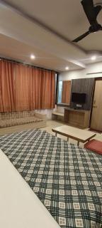 Hotel Neelambar Villa - 3