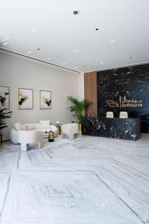 Chic 1BR with free Pool & Gym - Near Mall of Emirates - 6