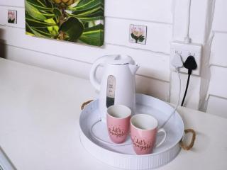 Sarah's Place Guesthouse - 8