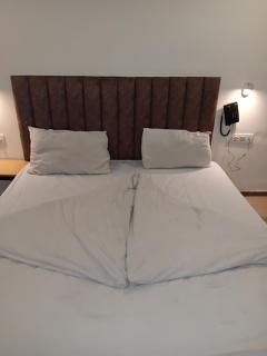 Hellostayz hotel - Gurgaon - 2
