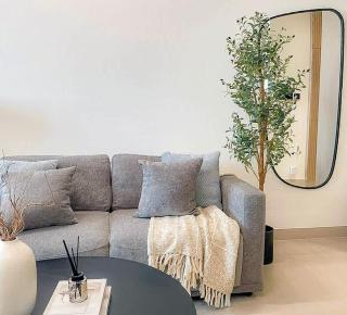 Sophisticated Studio Haven with Parking Pool and Gym - 9