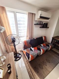 Casa Rosa1 2BR in BGC 5th Ave wifi 300 mbps 5 pax - Manila - 8