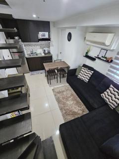 Casa Rosa3 2BR loft in BGC 5 people - Manila - 9