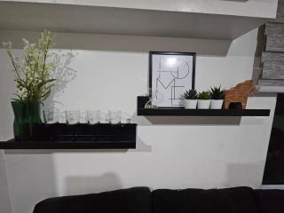 Casa Rosa3 2BR loft in BGC 5 people - 6