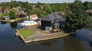 Bure Croft - Holiday Cottage on the river in Wroxham - Wroxham - 9