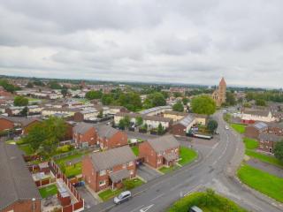 City View Apartment - Free Parking - Sleeps 6 - Near City Centre - by NMB Property - 1